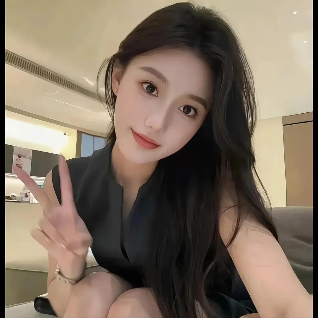 ogAiopEgNQAidiJNDPeH9afIArBGACAIrAdzAR~tplv-dy-aweme-images_q75